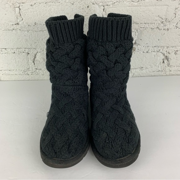 Ugg Isla Black Boot Knit Boots Back Tie Lace Size 8 - Picture 3 of 13